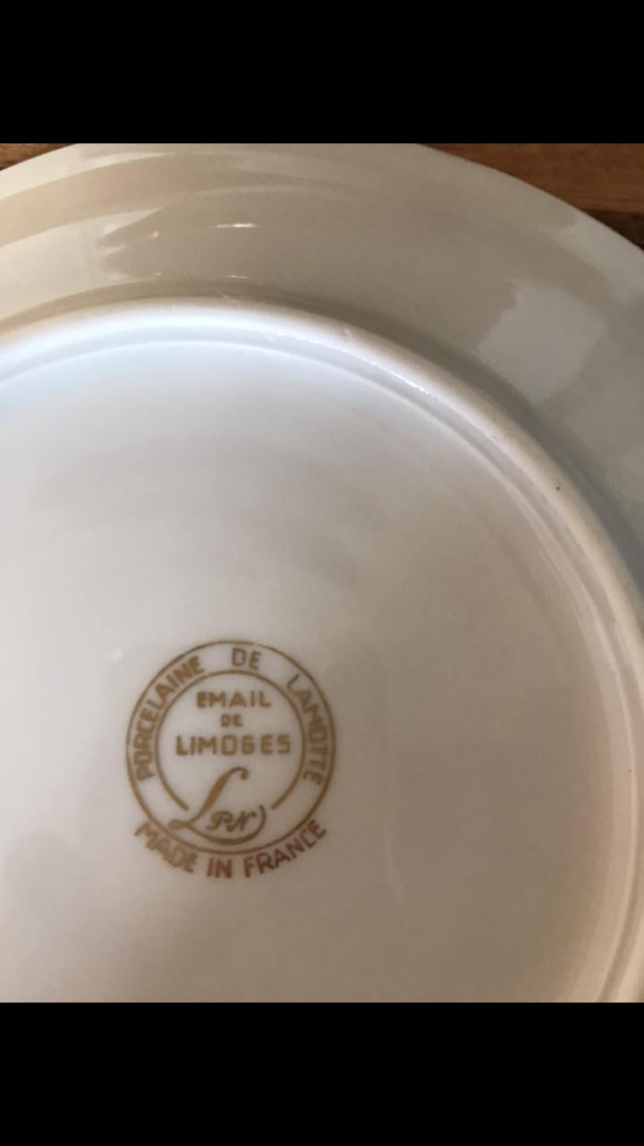 11 Franse gebakbordjes van Limoges