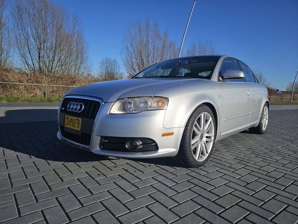 2008 Audi A4 B7 2.0 tfsi quattro sedan (usa)