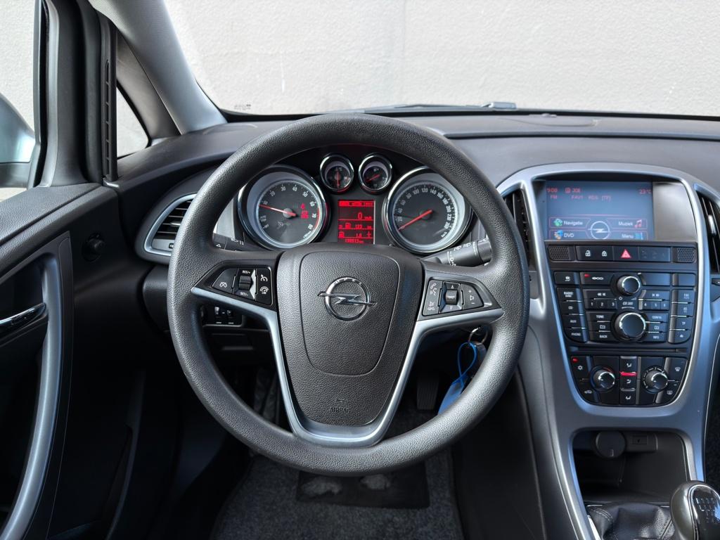Opel Astra sports tourer 1.4 turbo edition