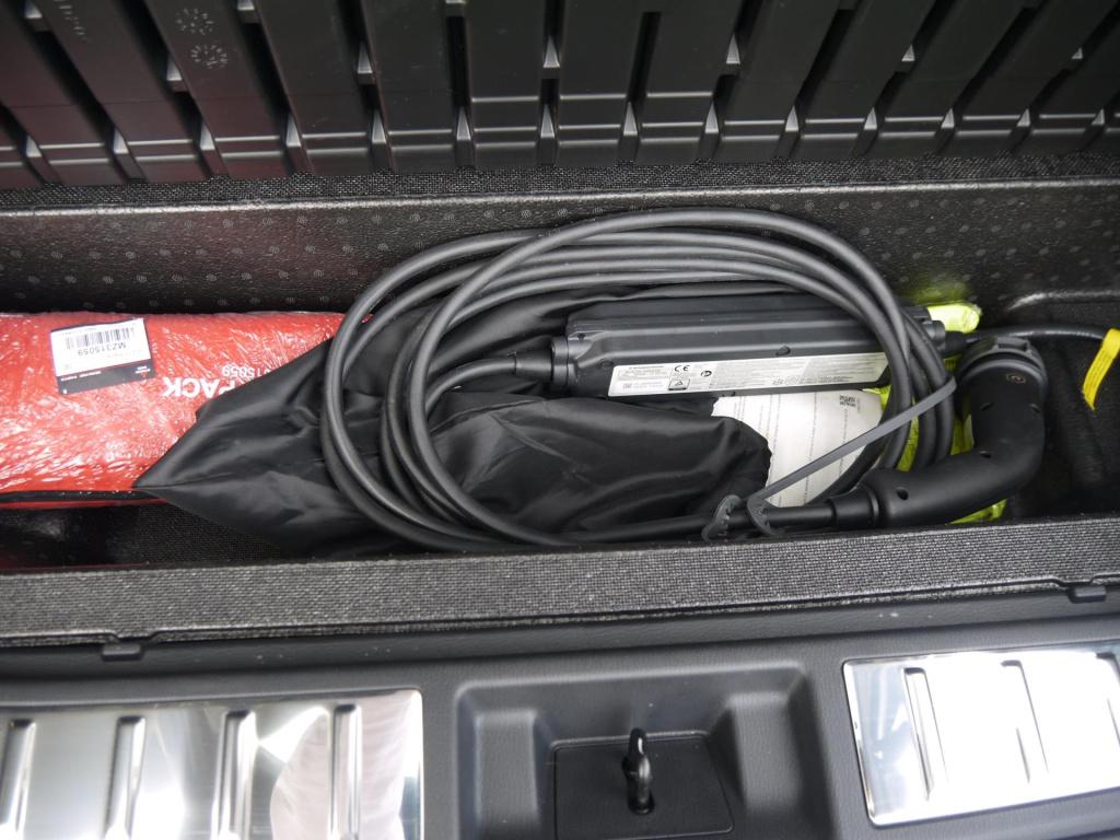 Mitsubishi Outlander 2.4 phev instyle+