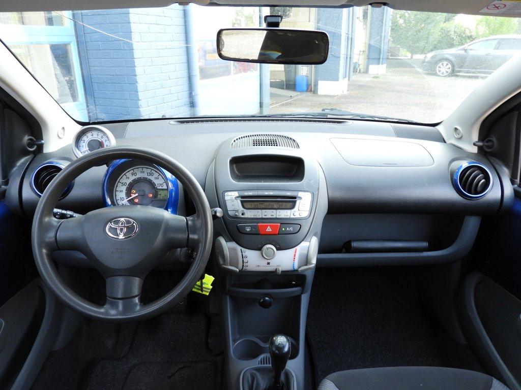 Toyota Aygo 1.0-12v +
