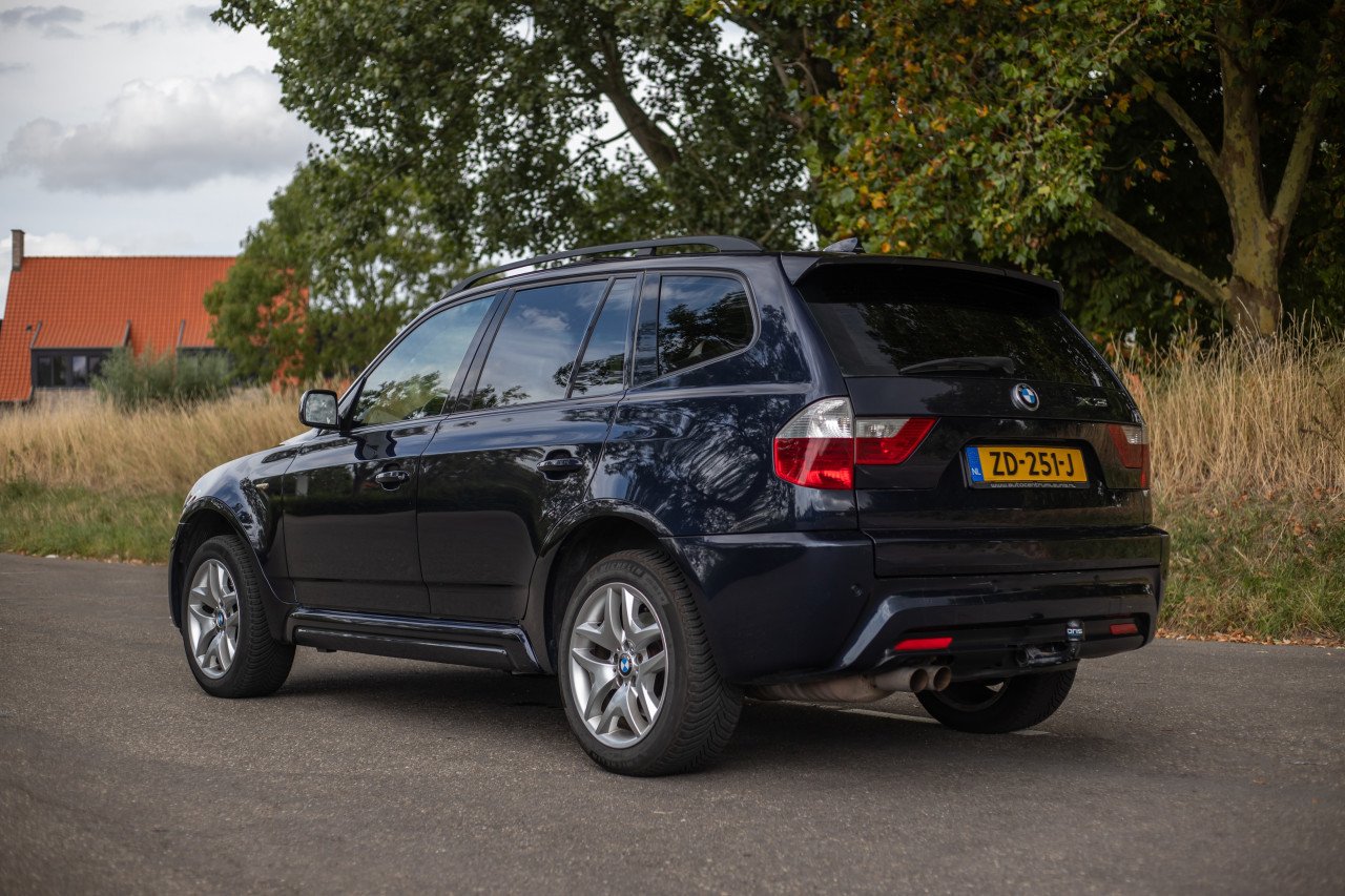 BMW X3 3.0 | 2007 | M-Sportpakket | High Executive | Handgeschakeld | Young