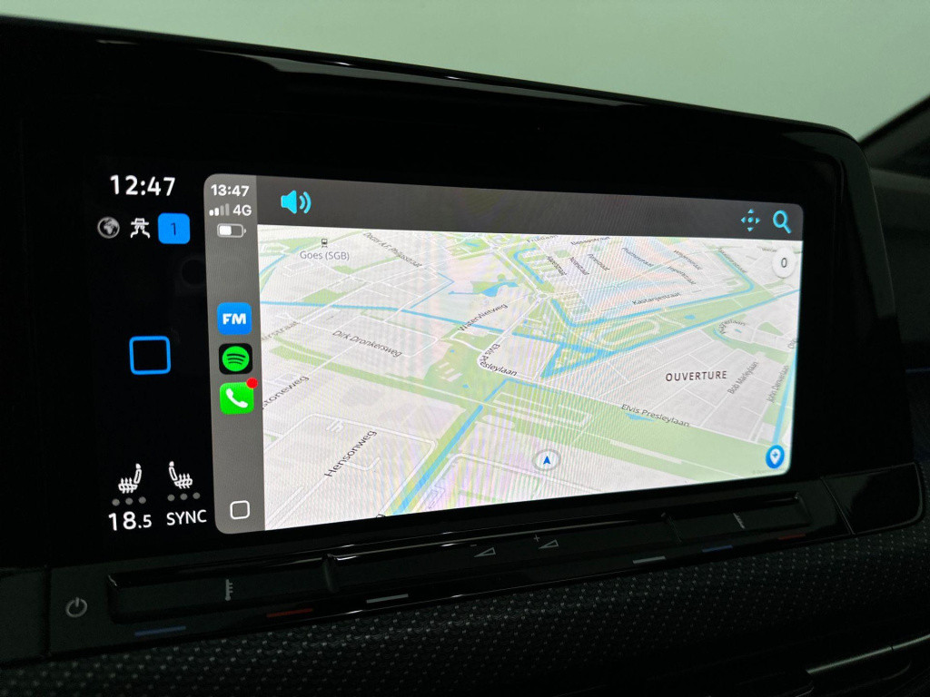 Volkswagen Golf 1.5 etsi r-line pano acc iq camera sfeer