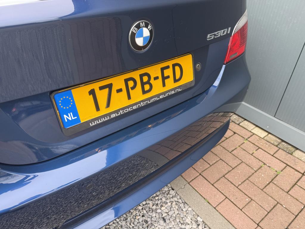 BMW 5 Serie 530i high executive sedan