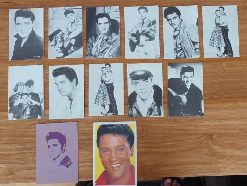 Elvis Presley fotokaarten en een grote sticker