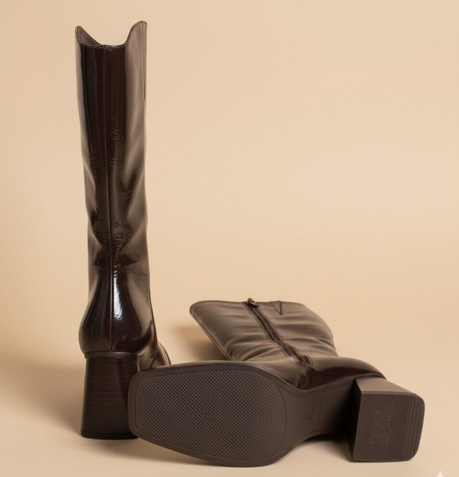 Buine laklaarzen Tamaris