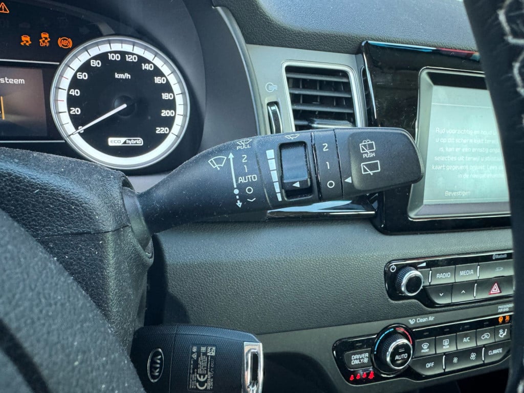 Kia Niro 1.6 gdi hybrid first edition