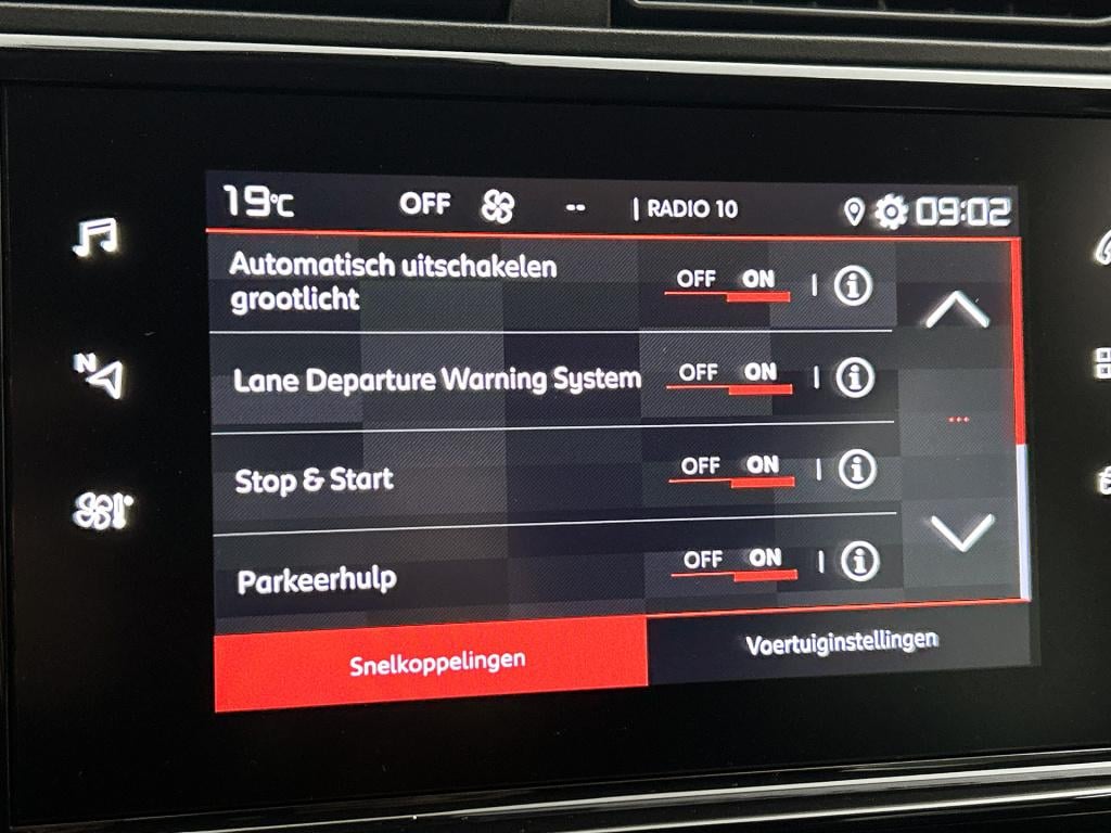 Citroen C3 83 pk shine | rijklaar | stoelverwarming | parkeerhulp | apple c