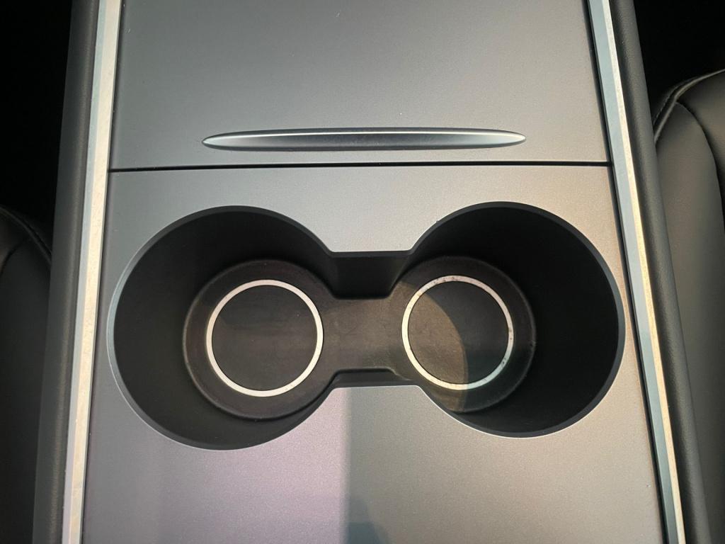 Tesla Model Y long range awd 75 kwh