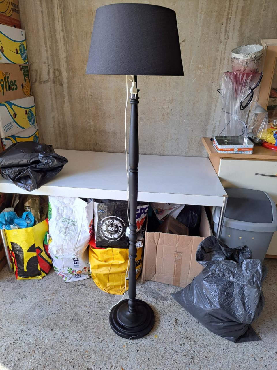 Te koop mooi staande schemerlamp