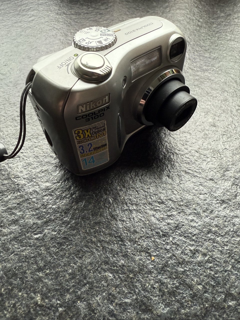 Nikon Coolpix 3100 Digitale camera. Complete set in doos