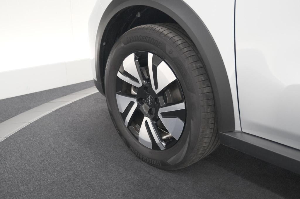 Opel Frontera 1.2 turbo hybrid 145 gs | 7 zitplaatsen | camera | dodehoekde