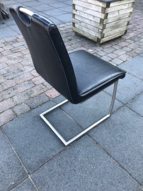 4 stuks eetkamerstoelen