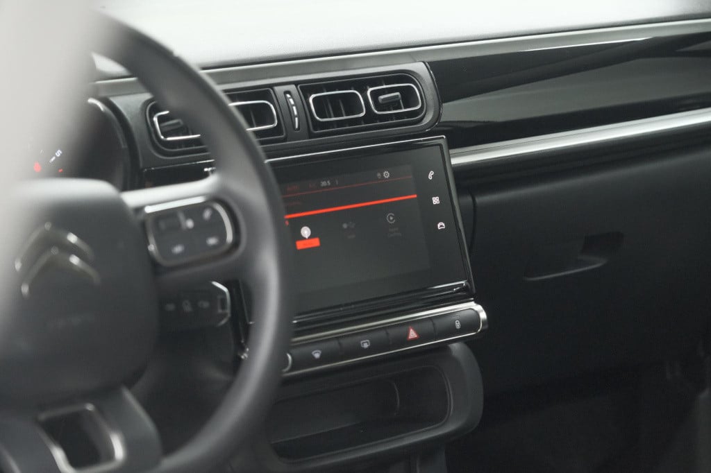 Citroen C3 puretech 110 eat6 max | parkeersensoren | apple carplay | 16 inc