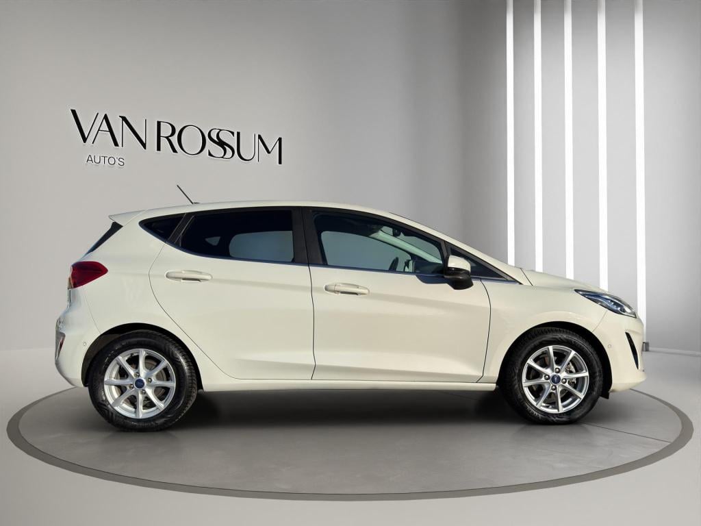 Ford Fiesta 1.0 ecoboost titanium | camera | parksensors | stoel/stuurverwa