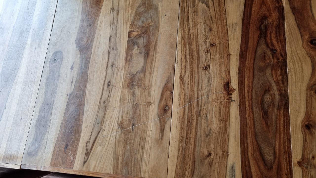 Industruele eettafel + stoelen