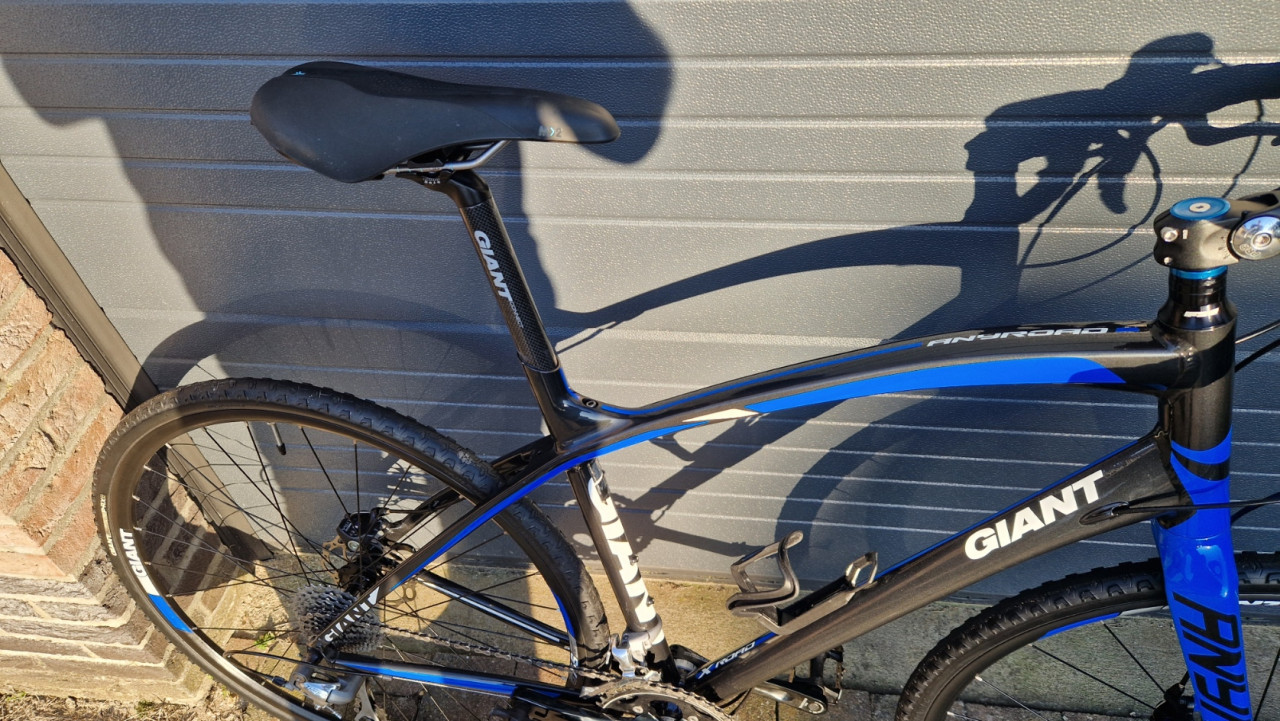 Te Koop: Giant Anyroad M/L