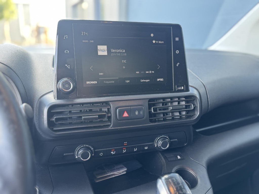 Opel Combo 1.5d l1h1 innovation airco / cruise controle / navi / euro 6