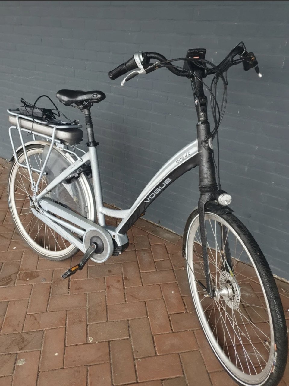 UITZOEKEN | Elektrische fietsen tussen de 350 en 650euro.