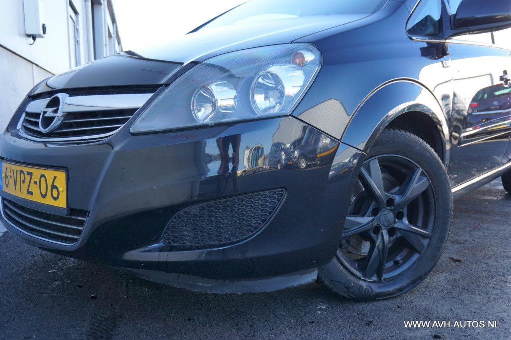 Opel Zafira 1.7 cdti edition, grijs kenteken!