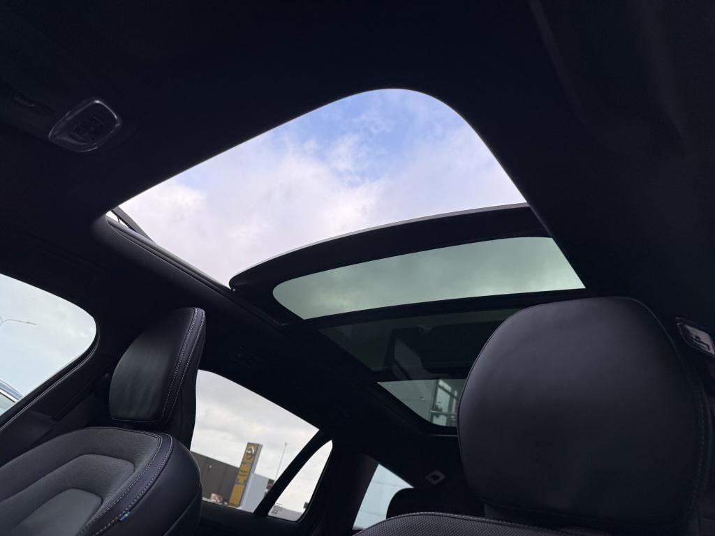 Volvo V60 t6 340pk recharge r-design| b&w sound| panodak| adap.cruise| tre