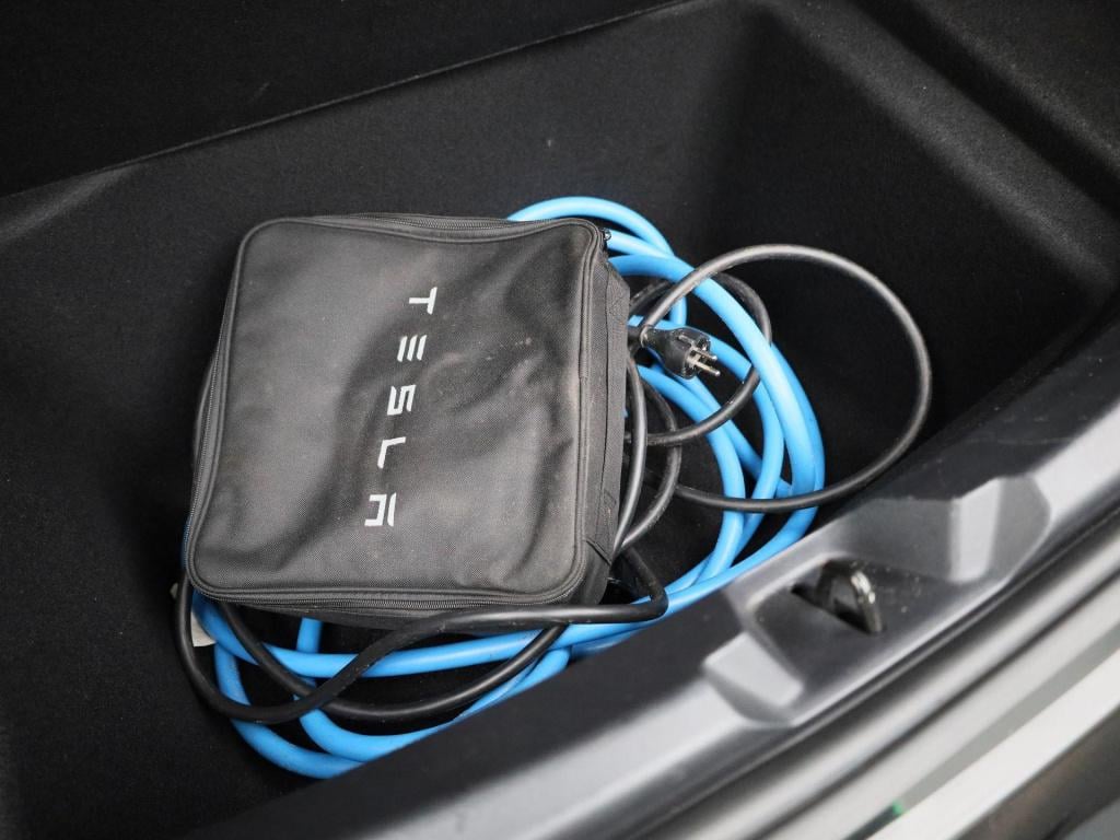 Tesla Model 3 standard rwd plus 60 kwh | automaat | panorama dak | stoel ve