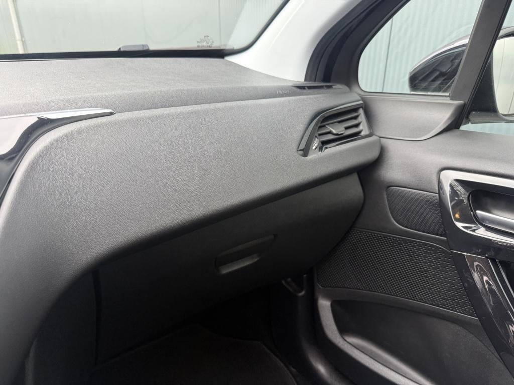 Peugeot 208 1.2 puretech active 5-drs