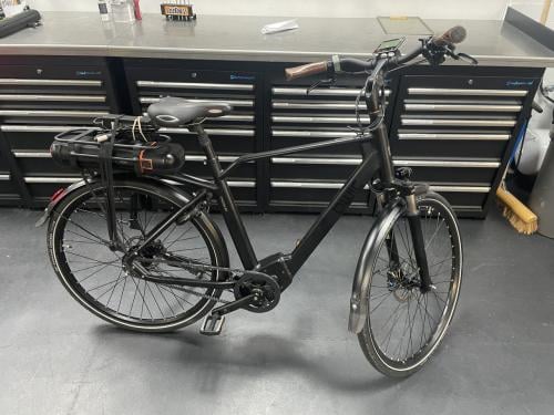 Qwic Premium Elektrische heren fiets nette staat !!