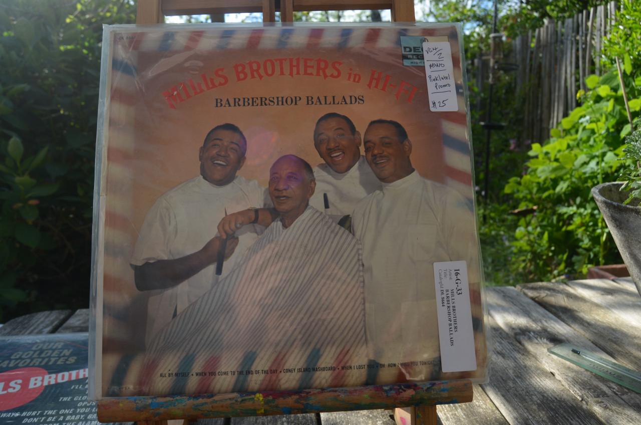 Heel veel LP's Mills Brothers (2)
