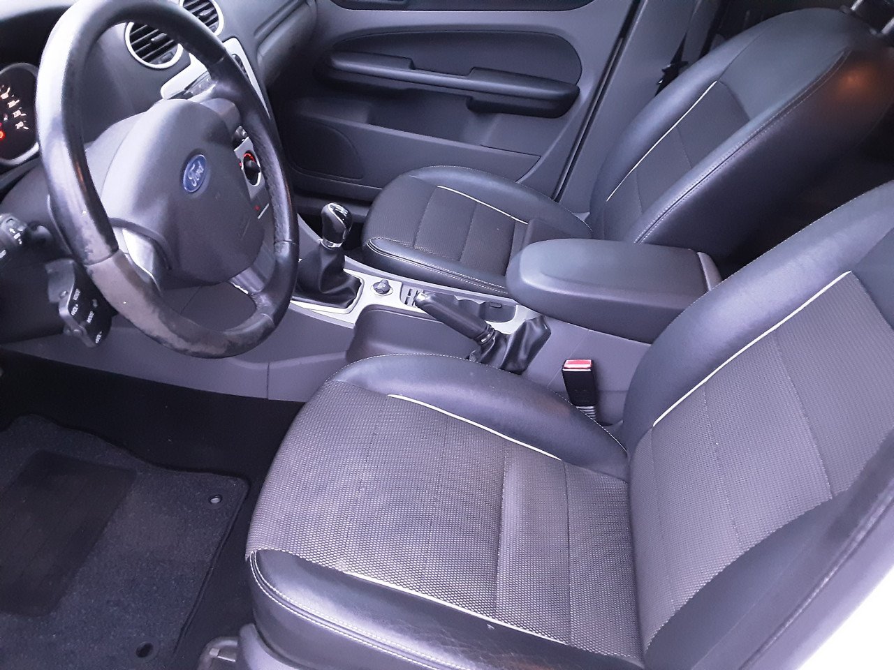 Ford Focus 1.8 Limited Flexi Fuel