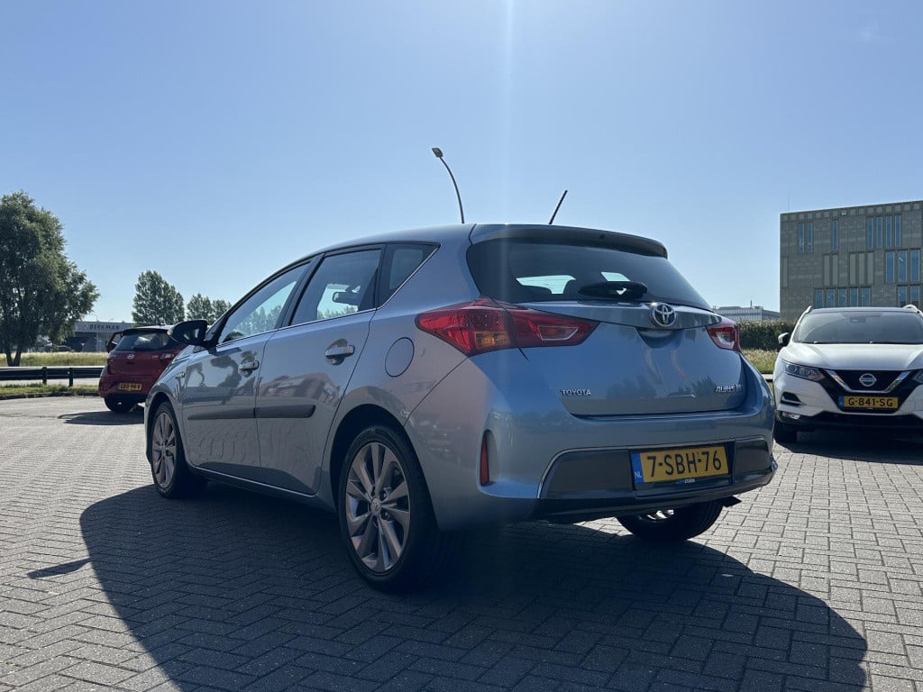 Toyota Auris 1.8 hybrid dynamic