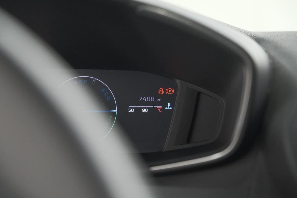 Peugeot 208 1.2 hybrid 100 e-dcs6 allure | apple carplay | parkeersensoren 