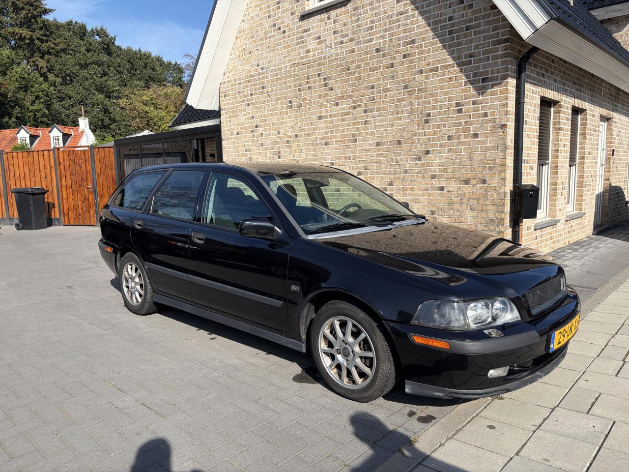 Volvo v40 1.6 2003 airco apk