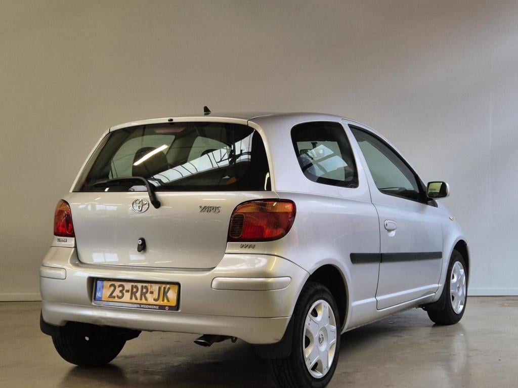 Toyota Yaris 1.3 vvt-i s-line