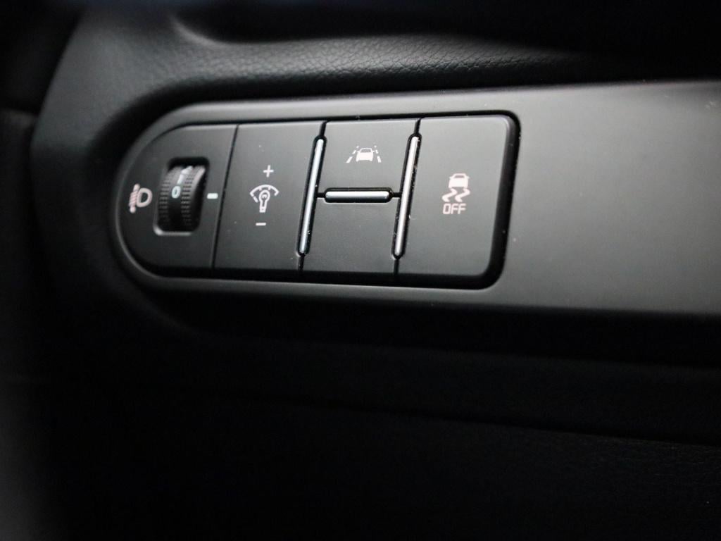 Kia Cee'd 1.0 t-gdi dynamicline | apple carplay | climate control  | cruise