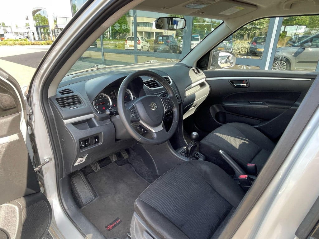 Suzuki Swift 1.2 exclusive easss 1e eigenaar