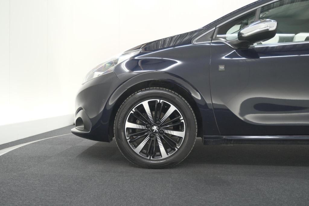 Peugeot 208 puretech 110 tech edition | camera | apple carplay | parkeersen