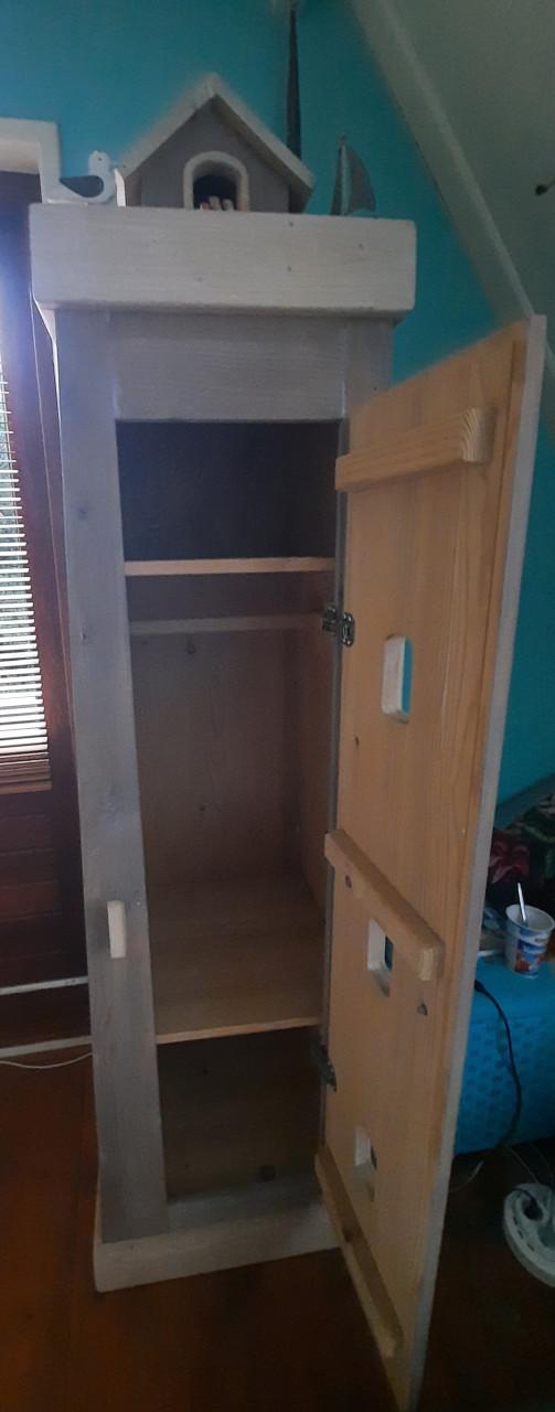 Houten vuurtorenkast