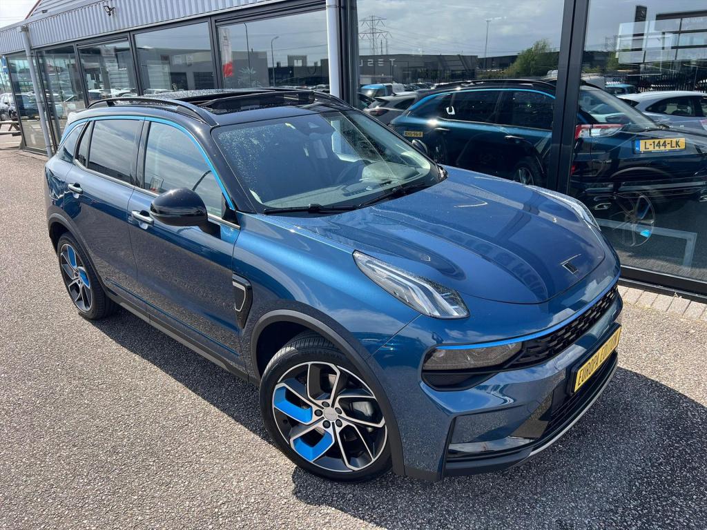 Lynk & Co 01 1.5 261pk phev 7dcth , panoramadak , adaptive cc , carplay