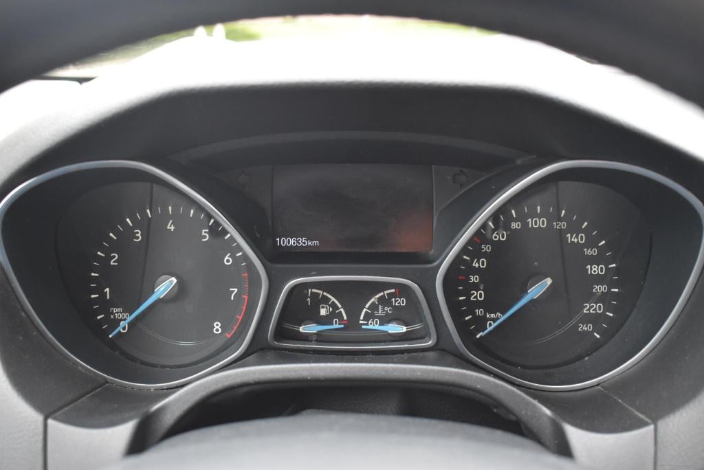 Ford Focus 1.0 trend | incl. nieuwe distrtibutieriem | trekhaak | airco | n