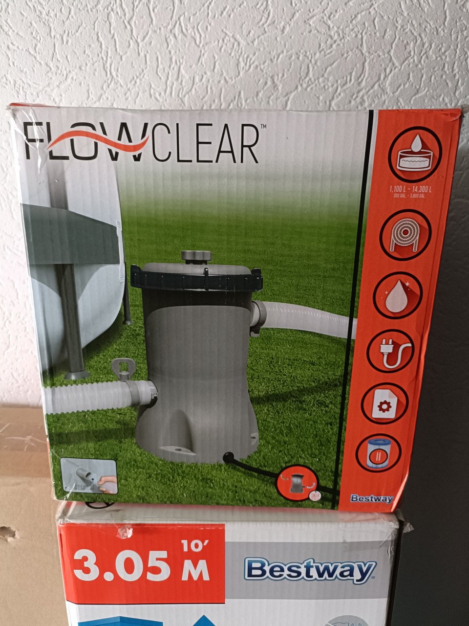 Zwembad compleet met trap en pomp