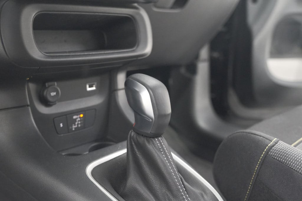 Citroen C3 puretech 110 eat6 max | apple carplay | parkeersensoren | climat