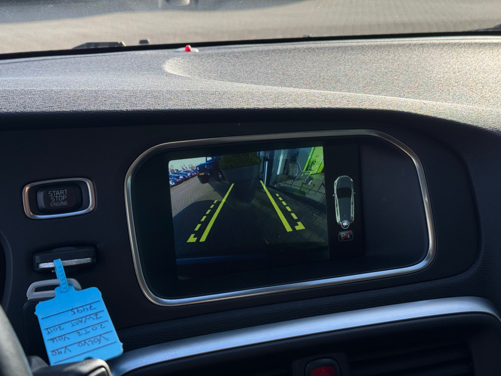 Volvo V40 2.0 t2 you! * cruise control * stoelverwarming * navigatie