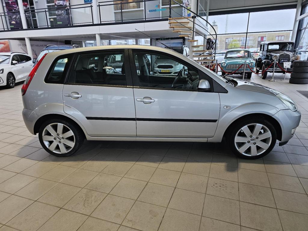 Ford Fiesta 1.4-16v futura