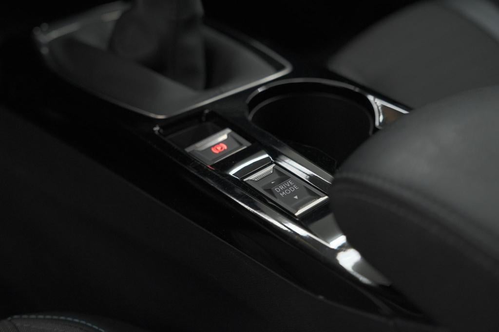 Peugeot 208 puretech 100 allure | camera | apple carplay | parkeersensoren 