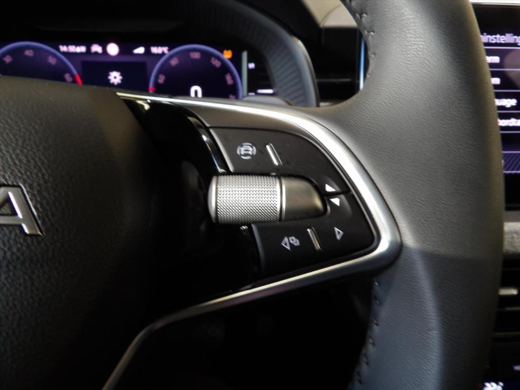 Skoda Scala 1.0 tsi greentech 110pk dsg-7 sport business