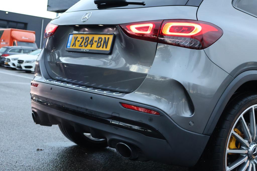 Mercedes-Benz Gla-klasse amg 35 4matic i panoramadak i mbux l spiegelpakket