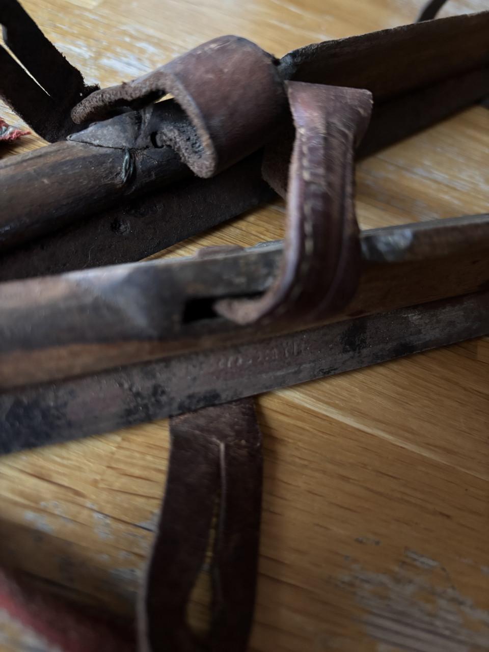 'It giet oan!’ Collectie Friese doorlopers, 7 paar