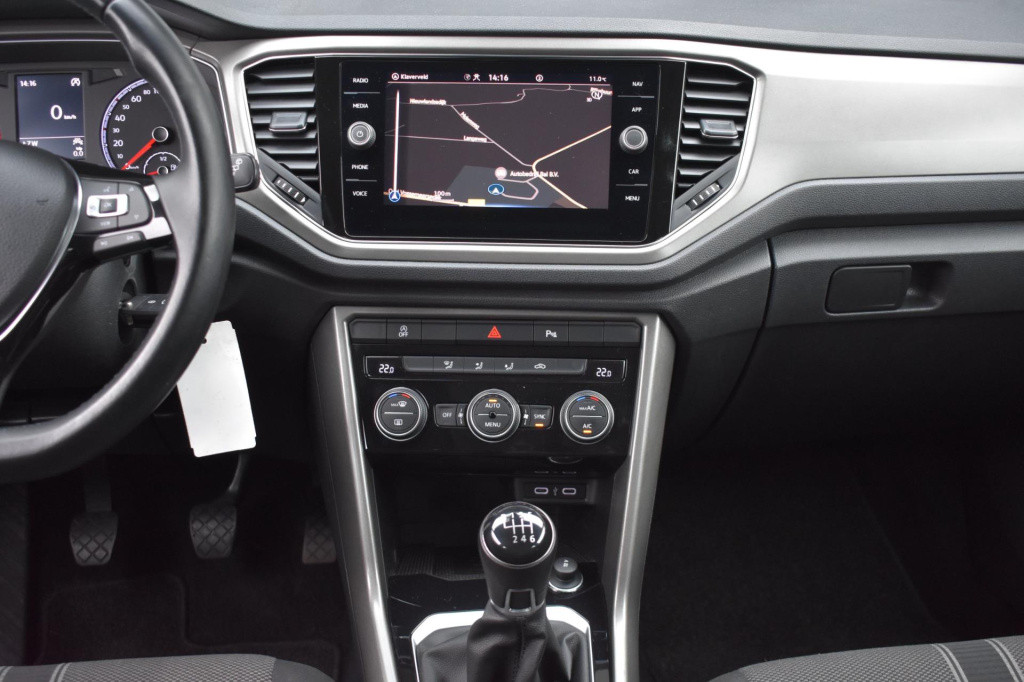 Volkswagen T-roc 1.0 tsi style | apple carplay | navigatie | adaptieve crui