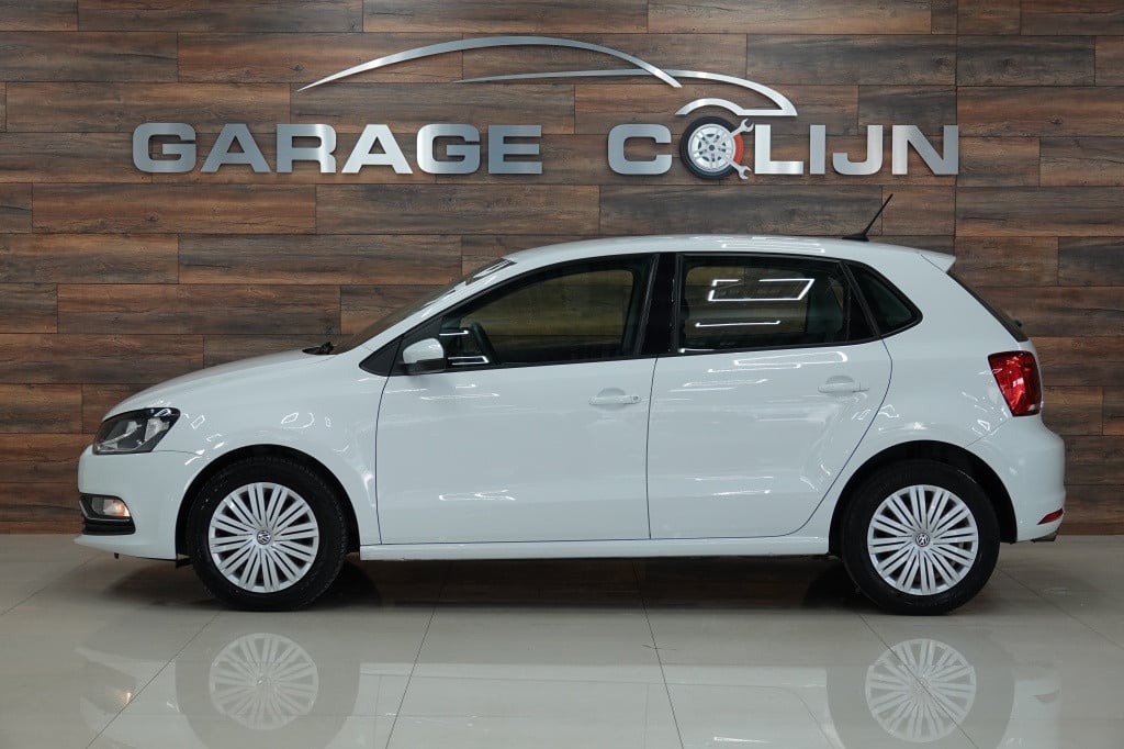 Volkswagen Polo 1.2 tsi comfortline | cruise | navi | alarm |